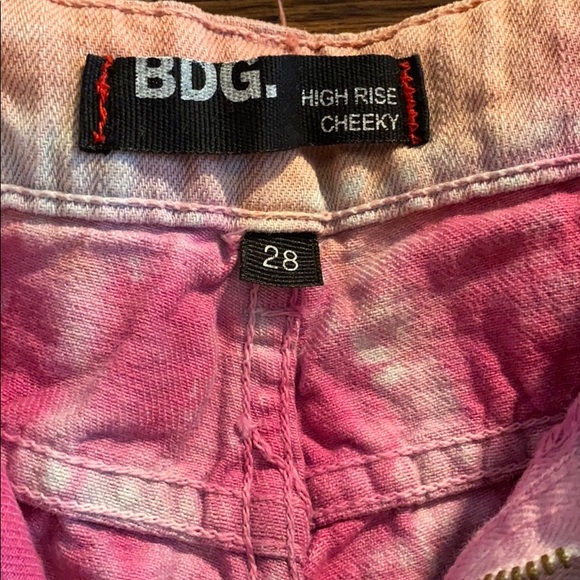 BDG Tie dye cheeky jean shorts - Picture 5 of 5